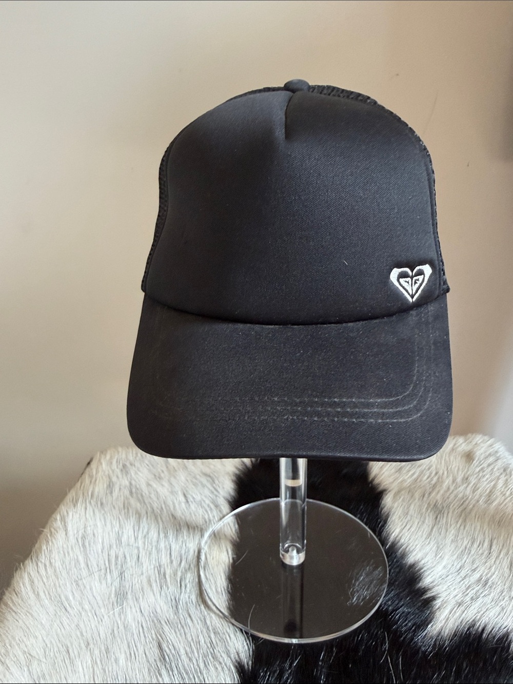Black Roxy Cap with Heart Logo